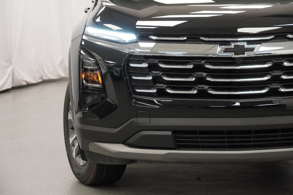 New 2027 Chevrolet Equinox LT FWD image 32