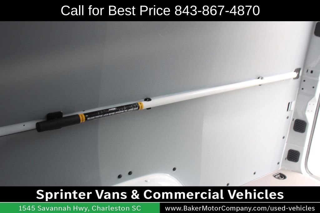 Used 2024 Mercedes-Benz Sprinter 2500 image 25