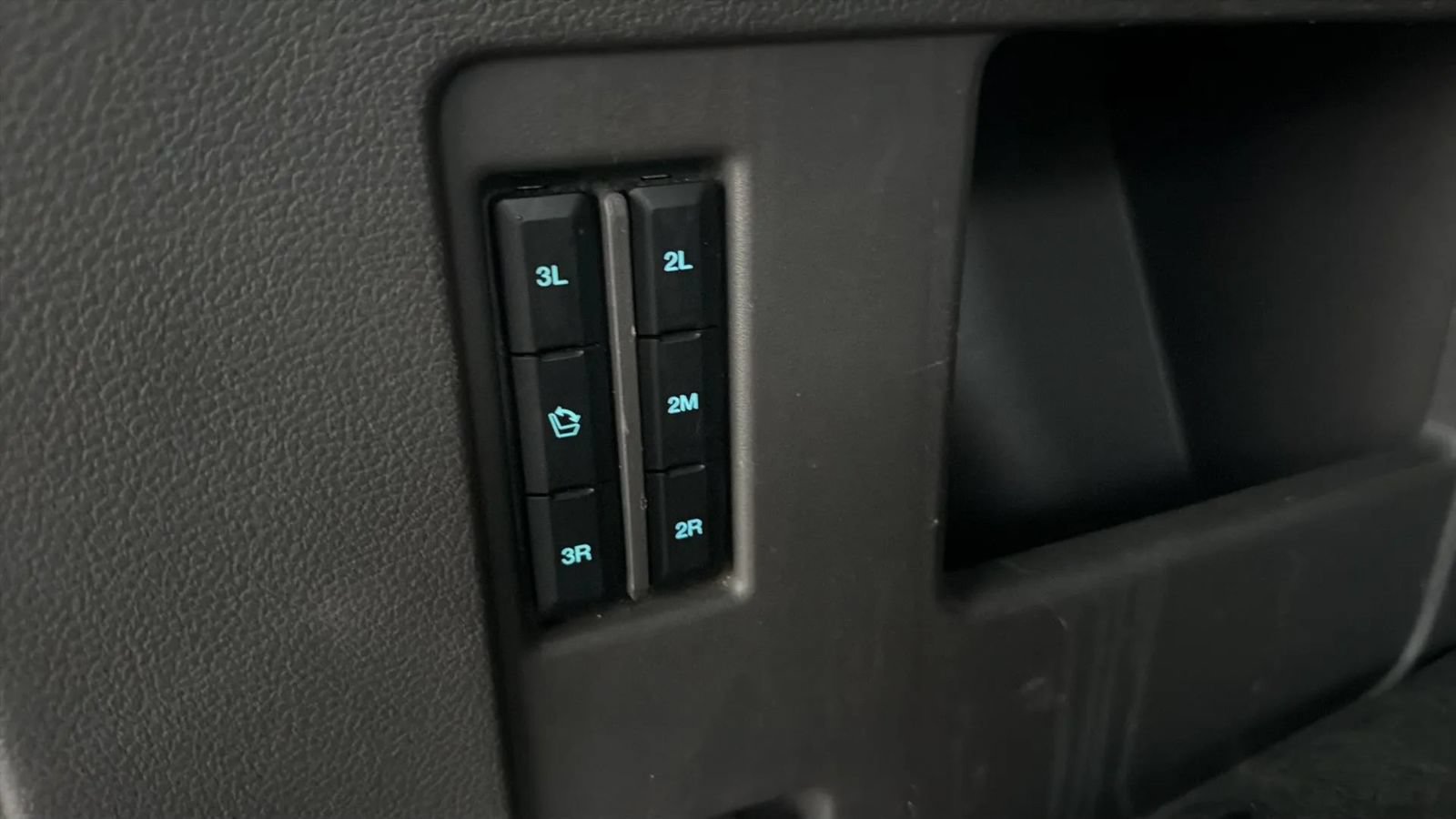 Used 2018 Ford Expedition Limited w/ Equipment Group 301A AWD/4WD image 67