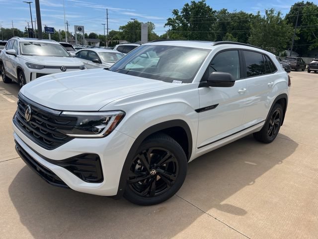 New 2026 Volkswagen Atlas Cross Sport SEL R-Line AWD/4WD image 3