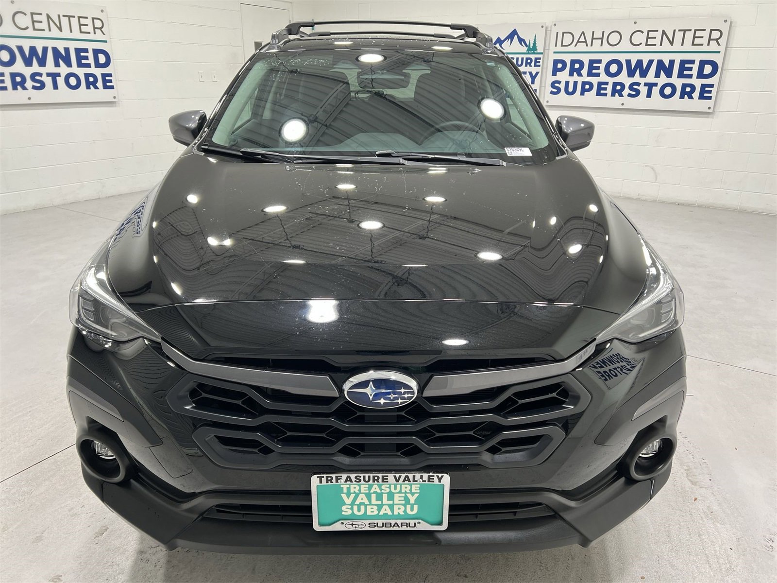 Certified 2025 Subaru Crosstrek 2.5i Limited w/ Crosstrek Mirror Package image 3