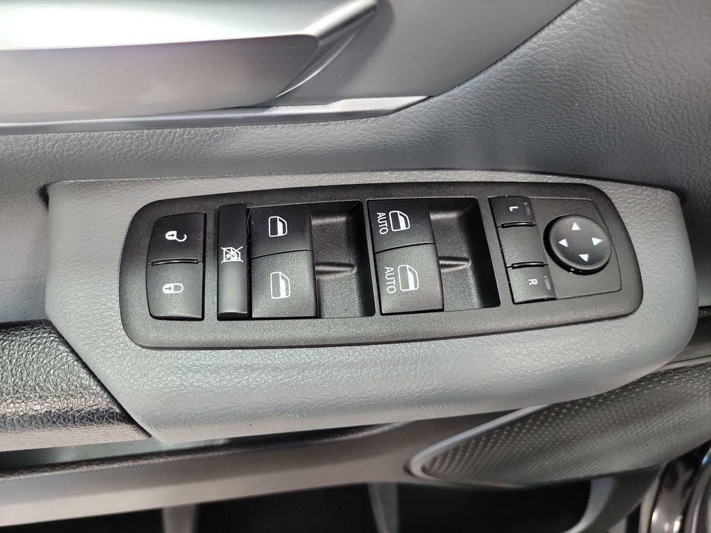 Used 2023 RAM 1500 Big Horn AWD/4WD image 29
