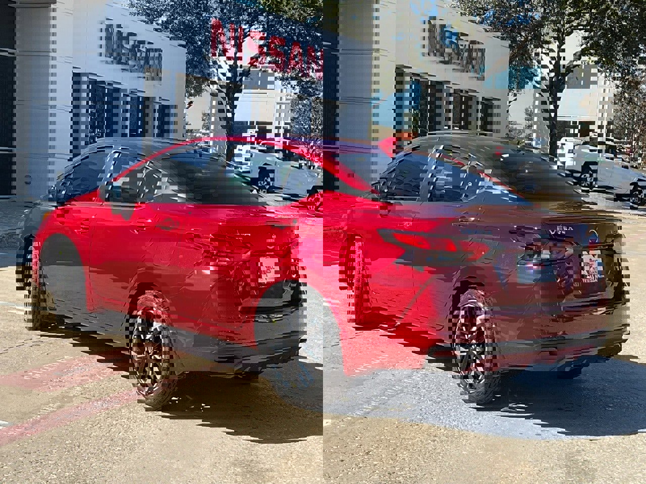 New 2025 Nissan Versa SR w/ Trunk Package image 7