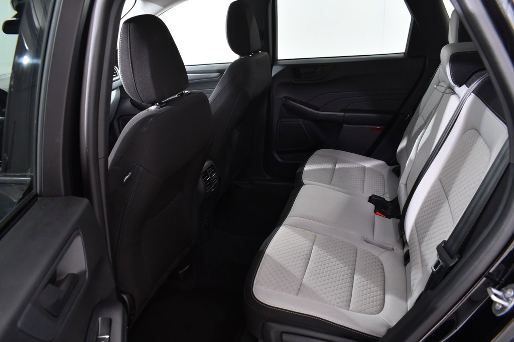 Used 2023 Ford Escape Active image 16