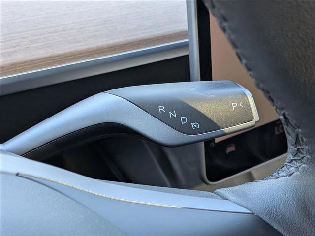 Used 2022 Tesla Model Y Performance image 11