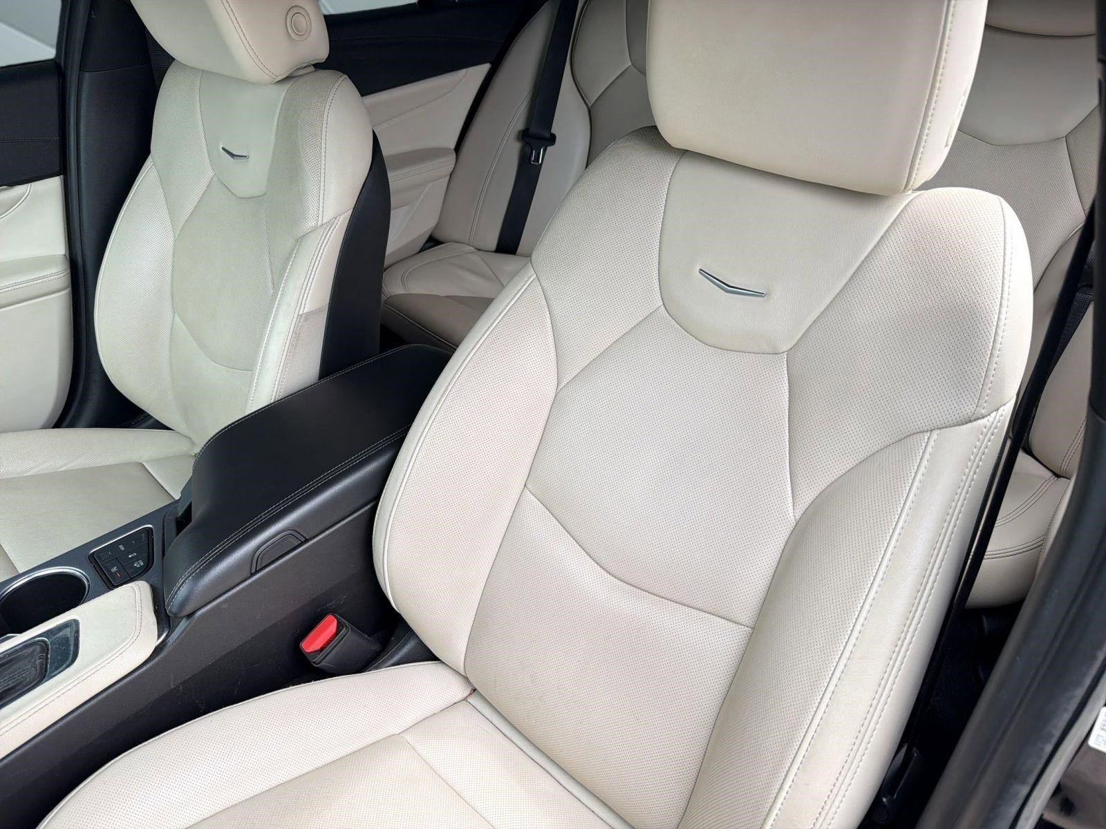 Used 2021 Cadillac CT4 Premium Luxury image 22