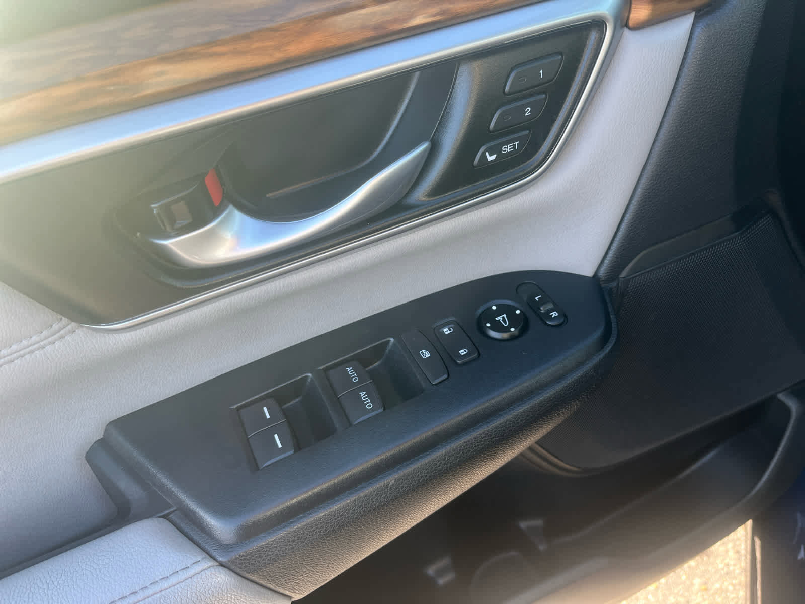 Used 2019 Honda CR-V EX-L image 13