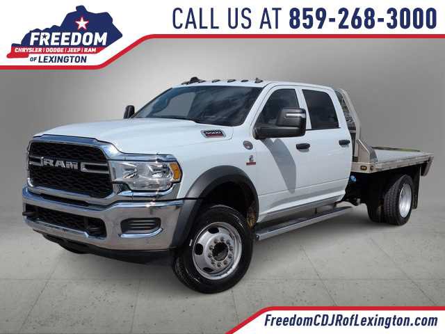 Used 2024 RAM 5500 Tradesman w/ Chrome Appearance Group AWD/4WD image 1