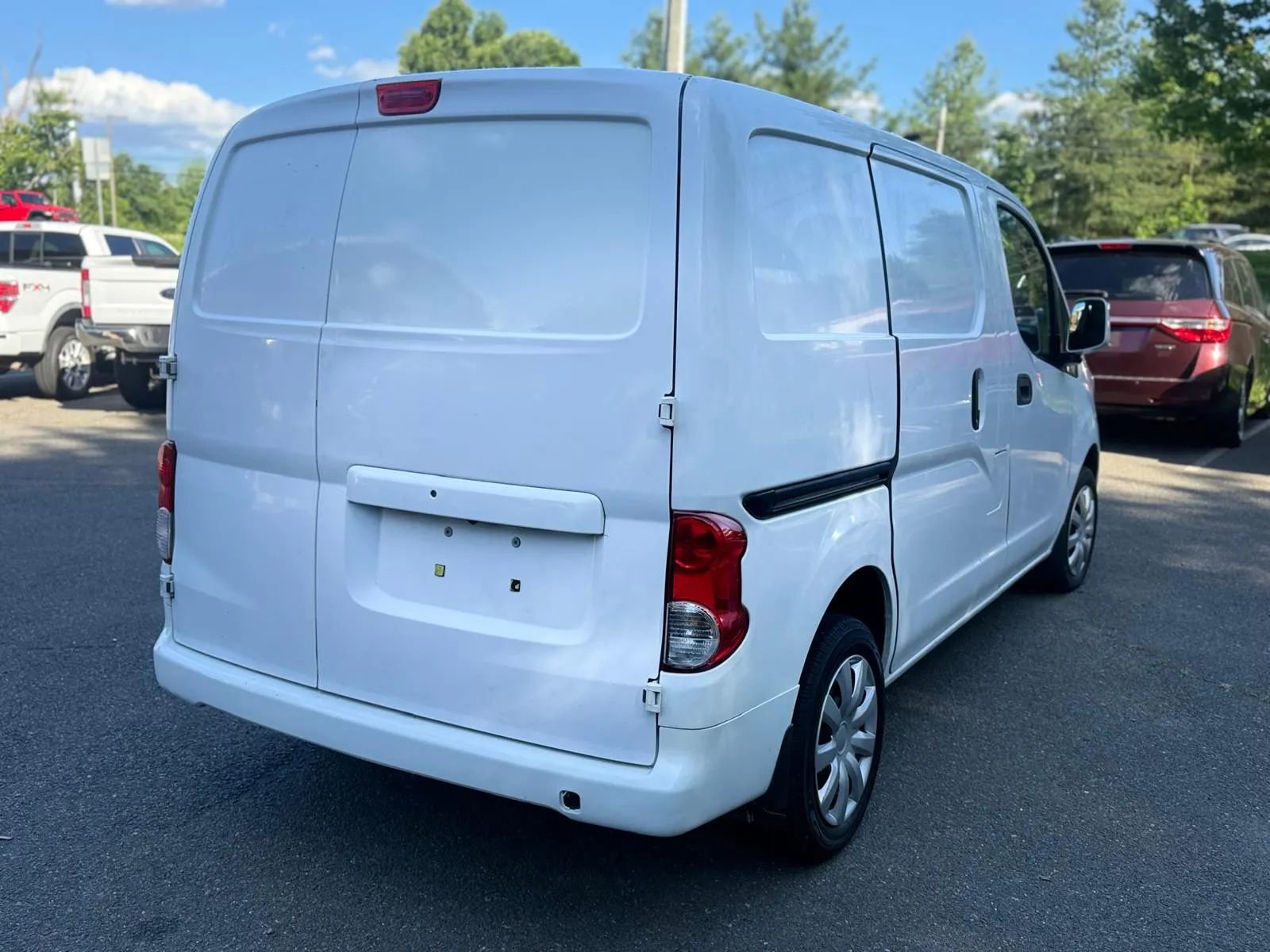 Used 2017 Nissan NV200 SV FWD image 7