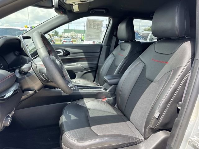 Used 2025 Jeep Compass Trailhawk w/ Trailer Tow Group image 20