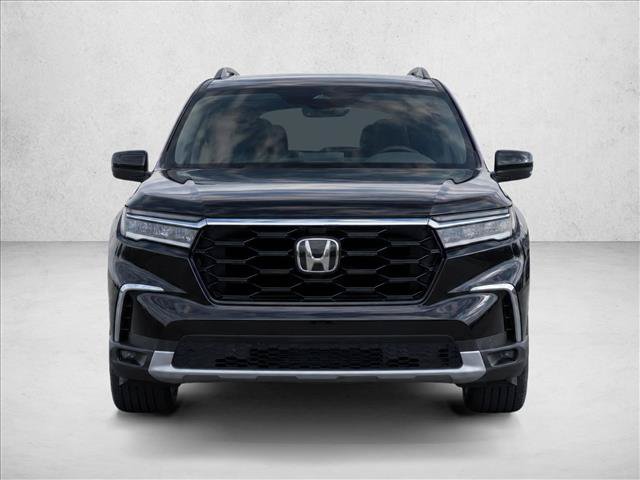 Used 2025 Honda Pilot Touring video 2