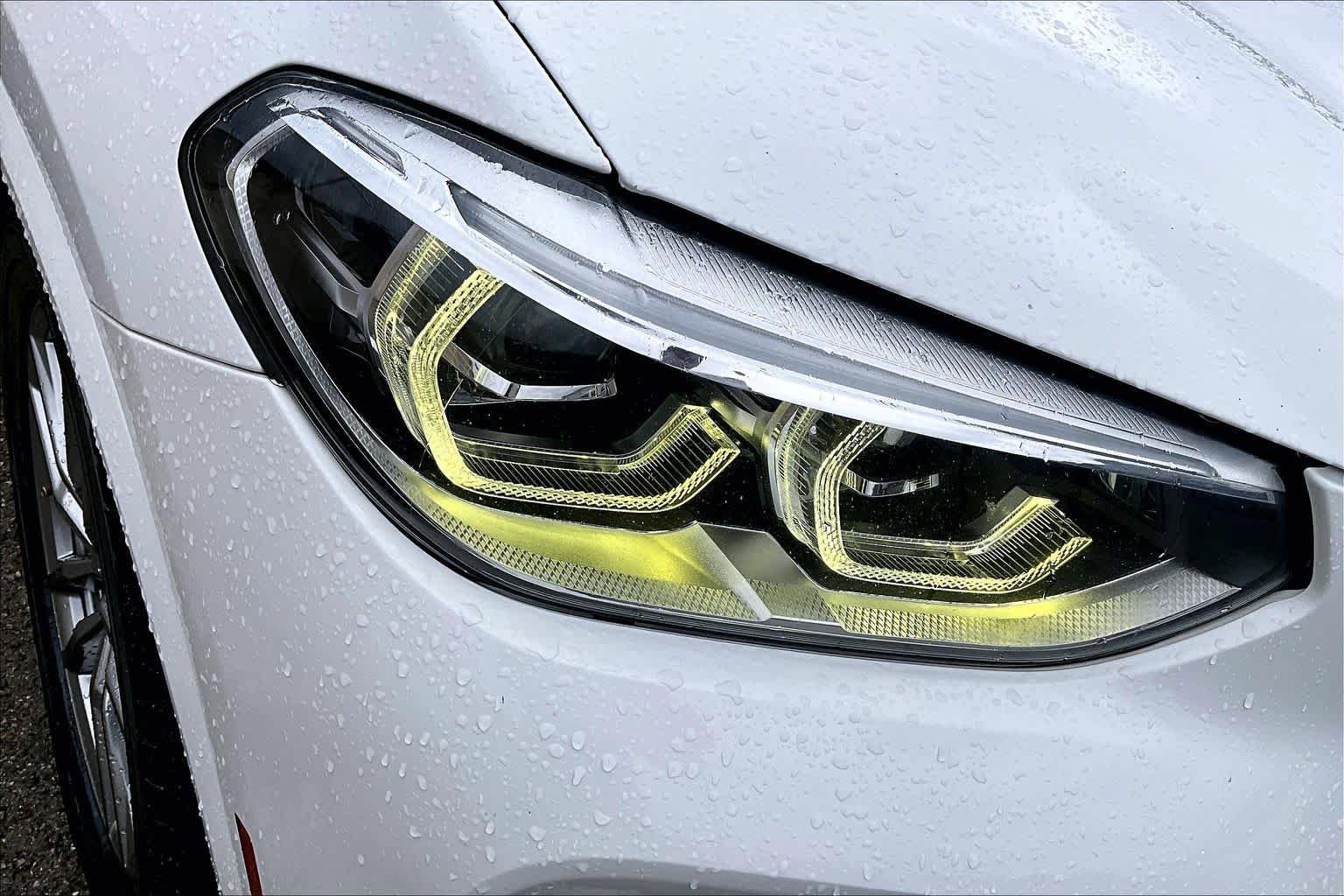 Used 2019 BMW X4 M40i w/ Premium Package image 27