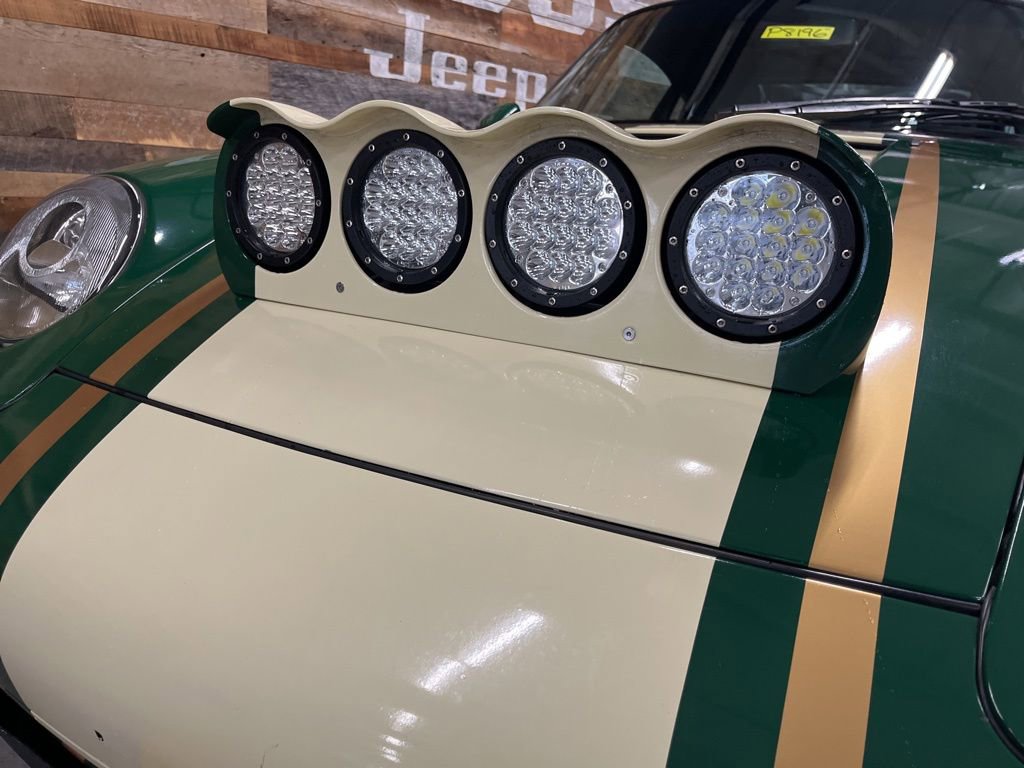 Used 1995 Porsche 911 Carrera 4 image 8