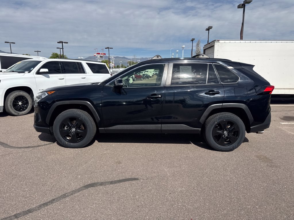 Used 2019 Toyota RAV4 XLE w/ Convenience Package AWD/4WD image 6