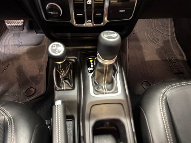 Used 2019 Jeep Wrangler Unlimited Sahara w/ Quick Order Package 24M Moab image 14