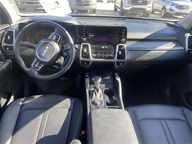 Used 2022 Kia Sorento S w/ Panoramic Sunroof Package image 12