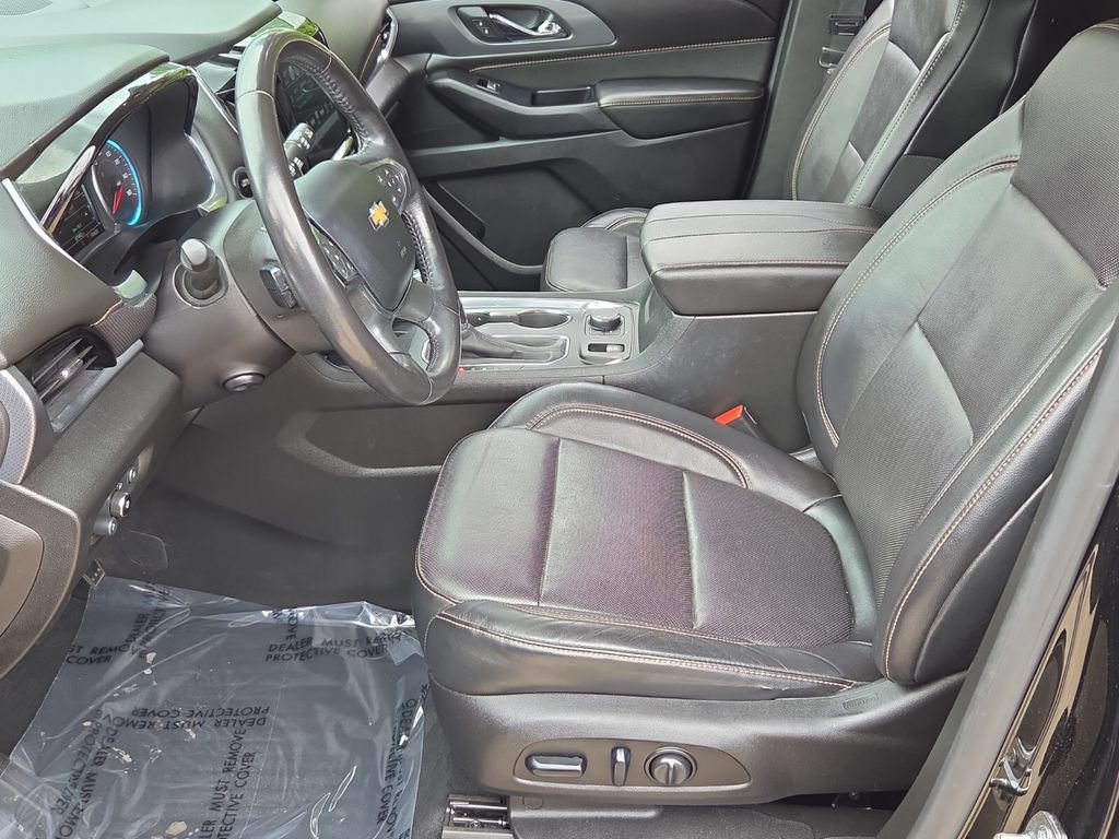 Used 2019 Chevrolet Traverse Premier w/ Driver Confidence II Package FWD image 11