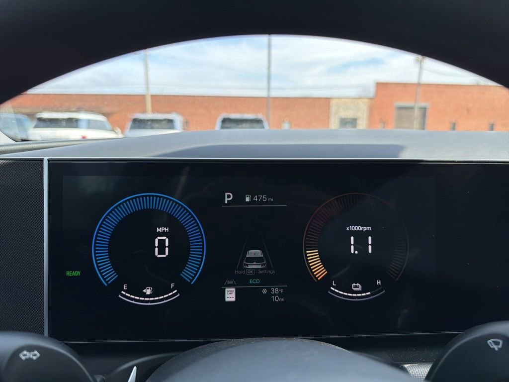 New 2026 Hyundai Tucson Blue SE image 38