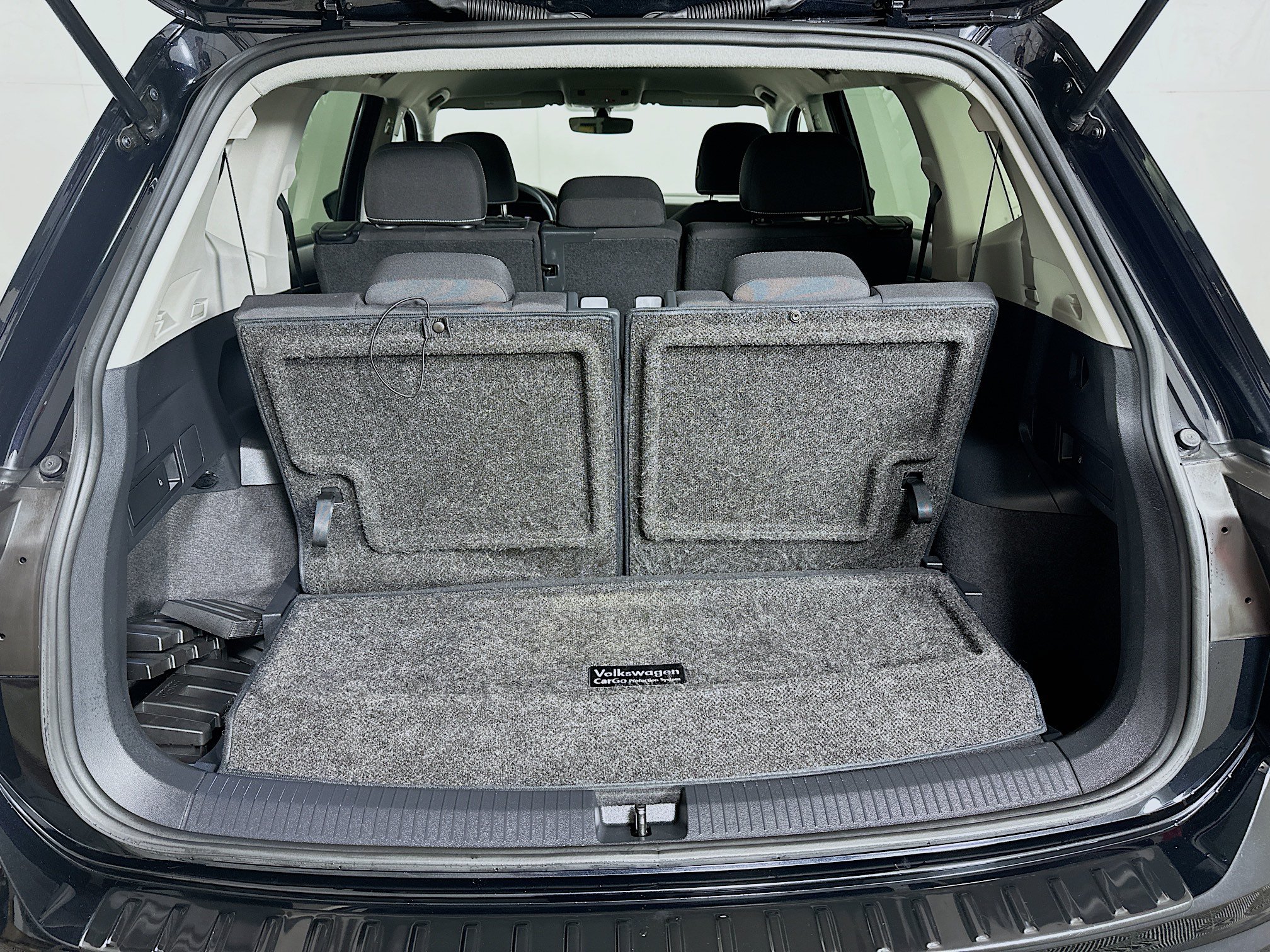 Used 2023 Volkswagen Tiguan S FWD image 23