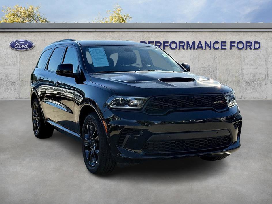 Used 2025 Dodge Durango R/T w/ Blacktop Package image 4