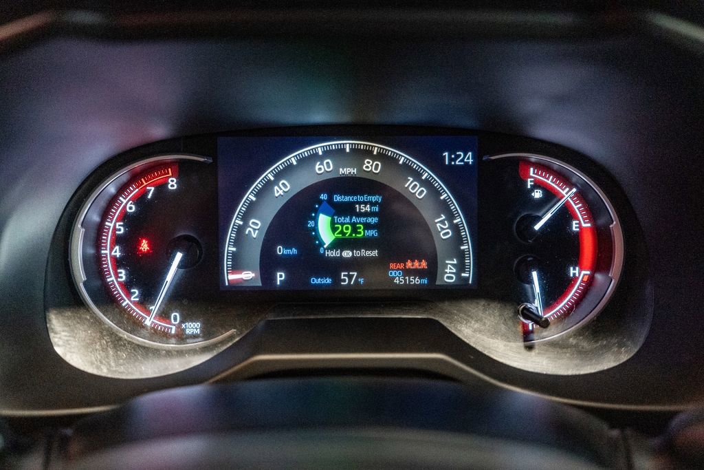 Used 2024 Toyota RAV4 LE image 22