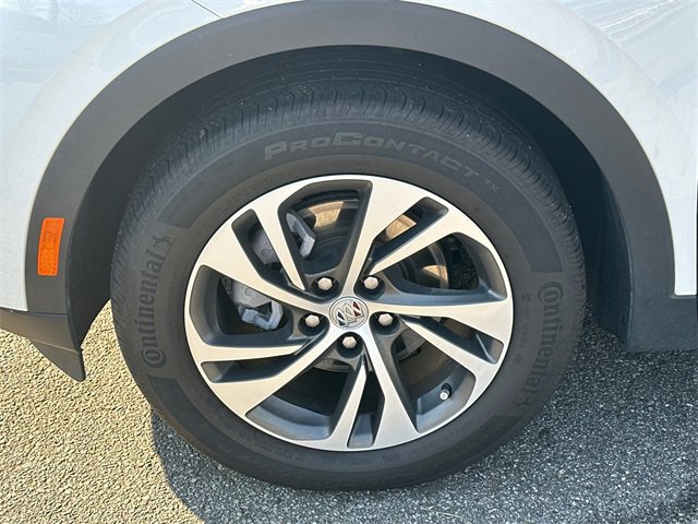 Used 2022 Buick Envision Essence w/ Safety Package image 11