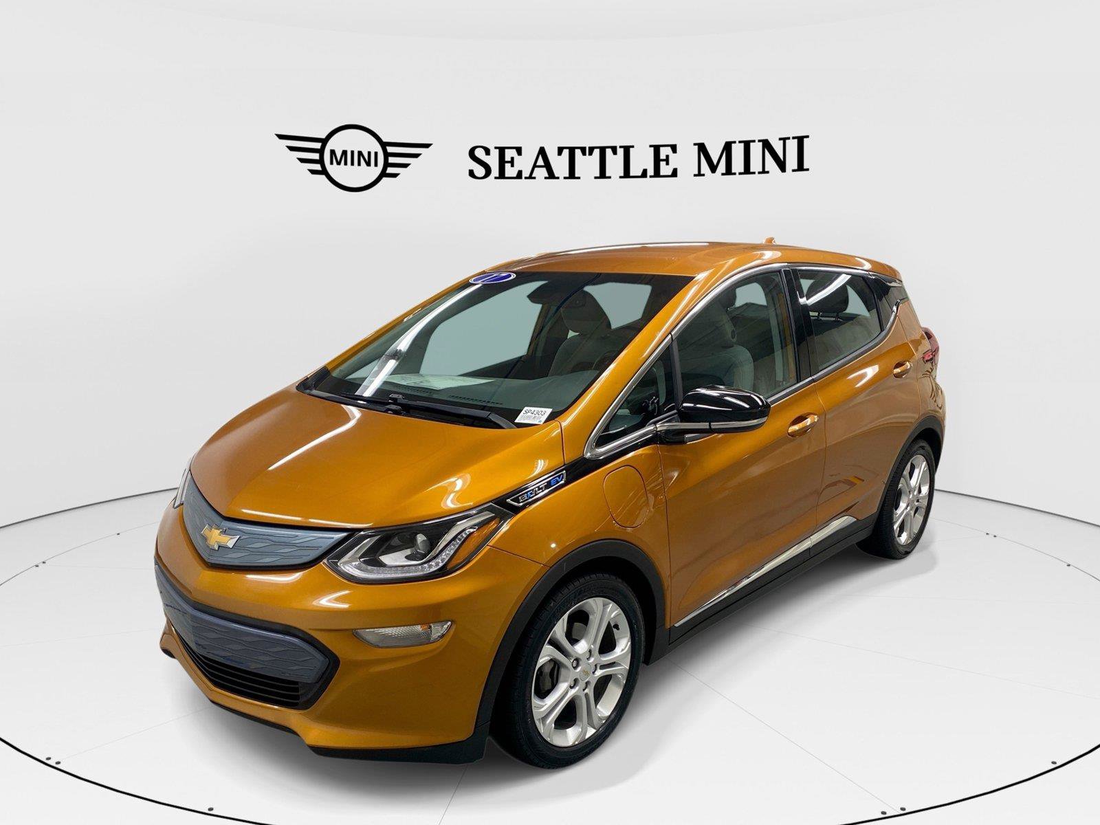 Used 2017 Chevrolet Bolt LT FWD image 1