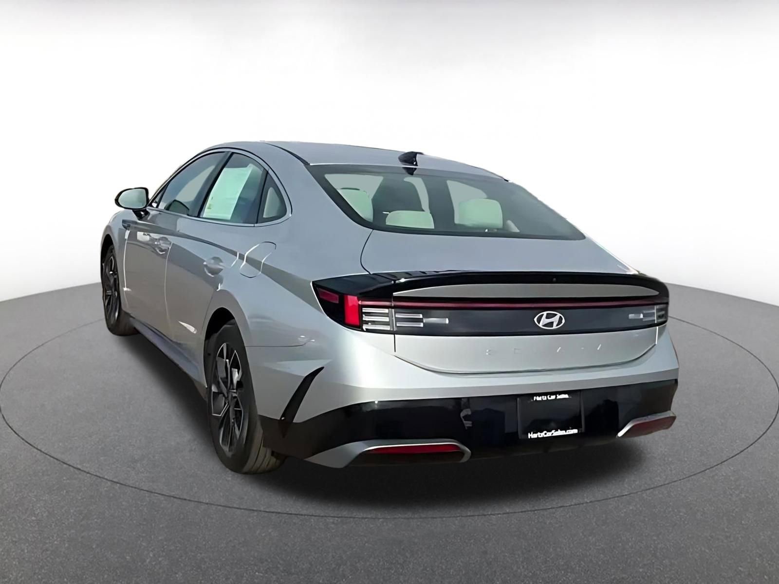 Used 2025 Hyundai Sonata SEL image 12