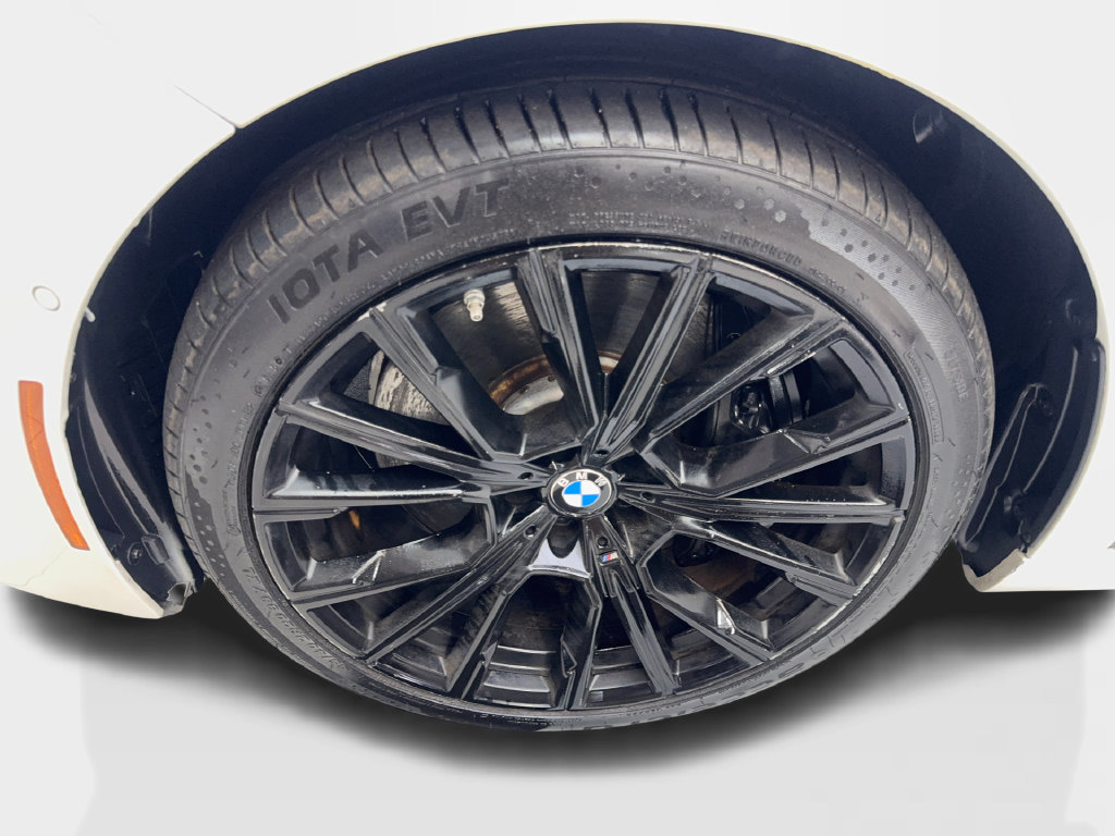 Used 2022 BMW 750i xDrive w/ Executive Package AWD/4WD image 88