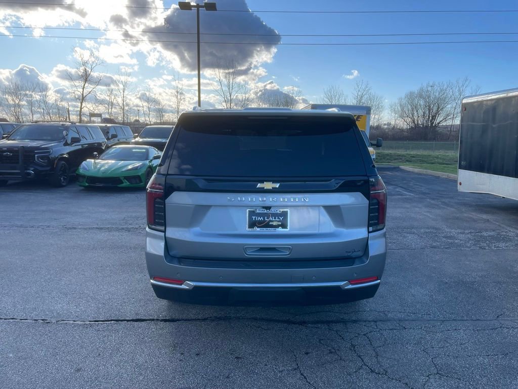 Used 2025 Chevrolet Suburban LS image 6