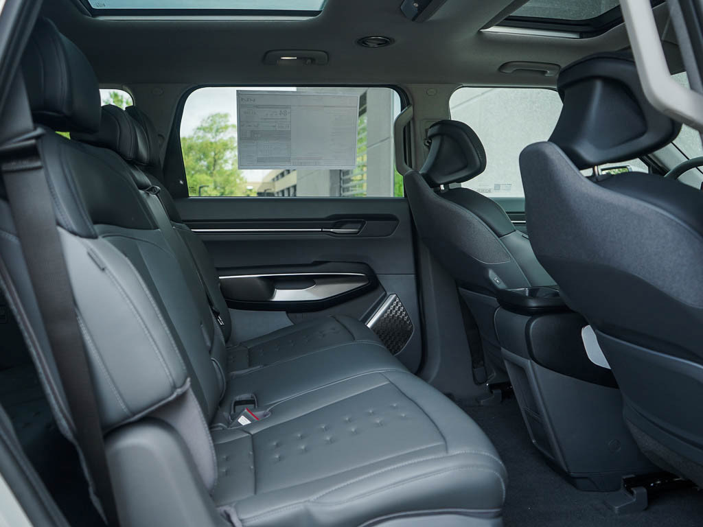 New 2026 Kia EV9 Wind AWD/4WD image 13