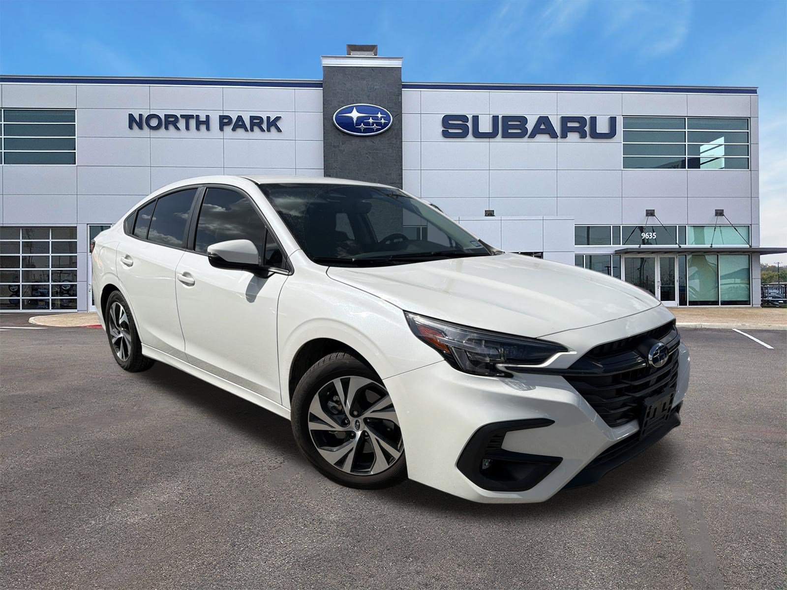 Certified 2025 Subaru Legacy Premium AWD/4WD image 1
