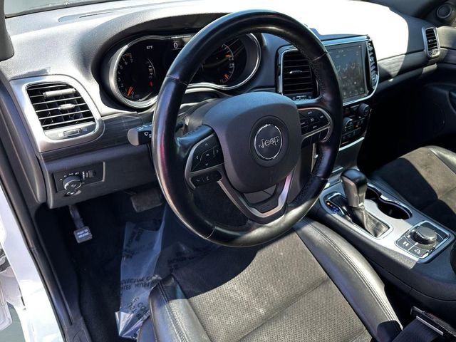 Used 2022 Jeep Grand Cherokee Laredo X AWD/4WD image 9