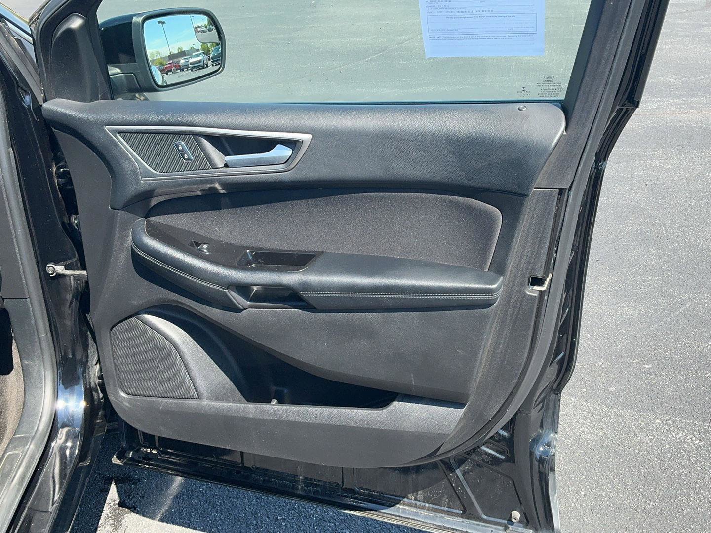 Used 2017 Ford Edge SEL FWD image 27
