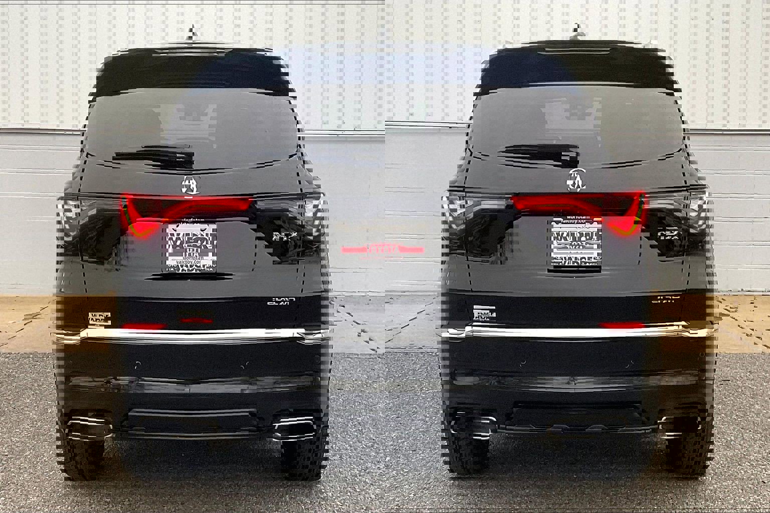 Used 2023 Acura MDX SH-AWD w/ Advance Package image 5