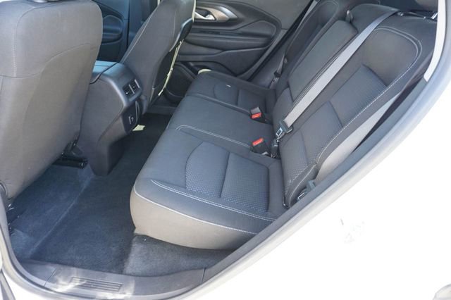 Used 2024 GMC Terrain SLE image 16