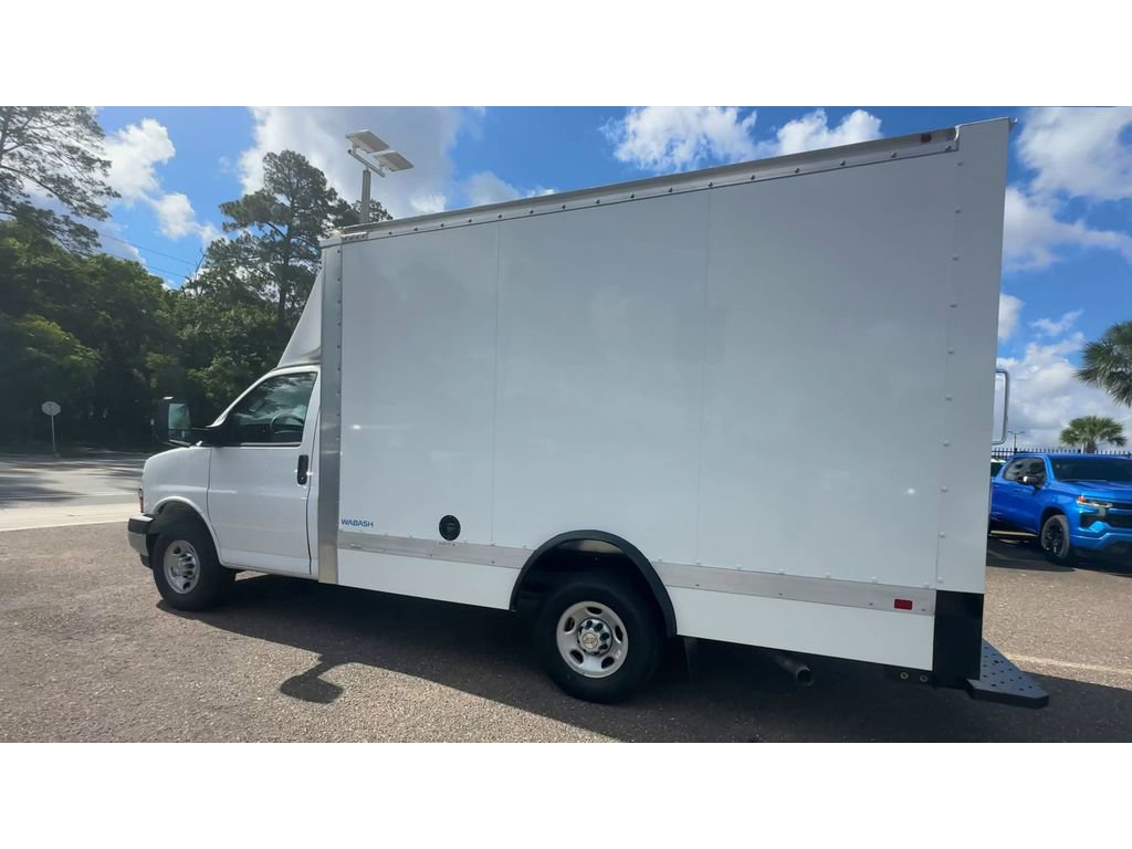 New 2025 Chevrolet Express 3500 w/ Power Convenience Package image 5