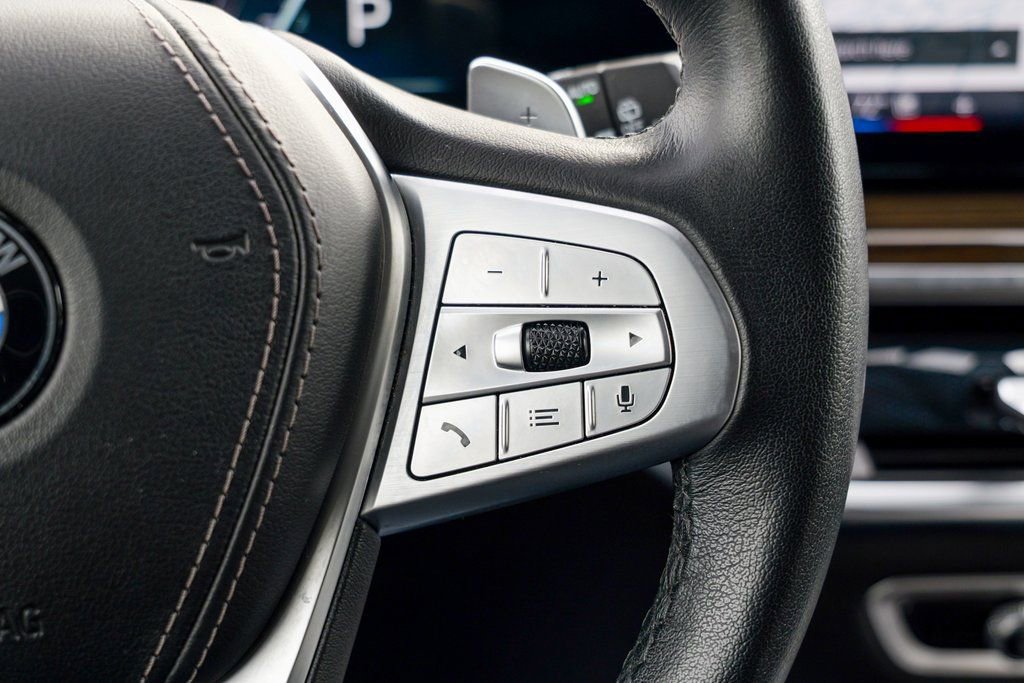 Used 2024 BMW X7 xDrive40i image 49