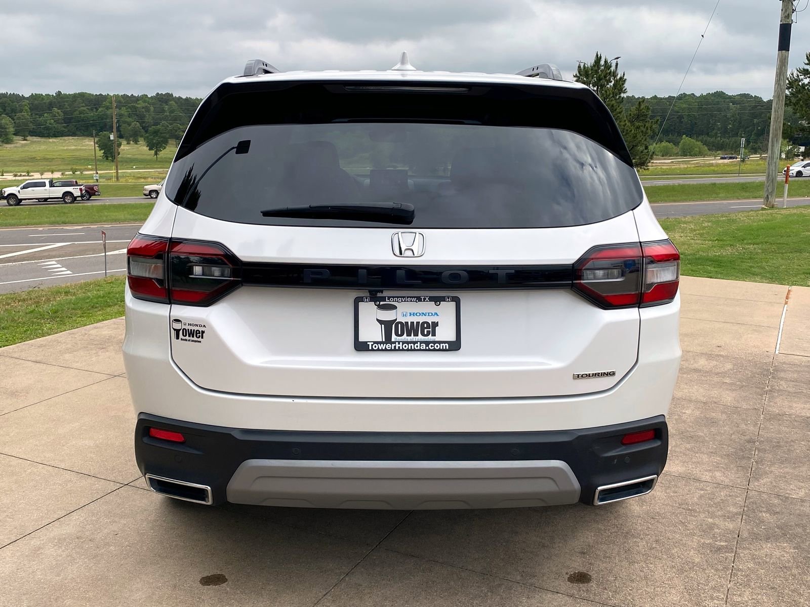 Used 2023 Honda Pilot Touring image 5