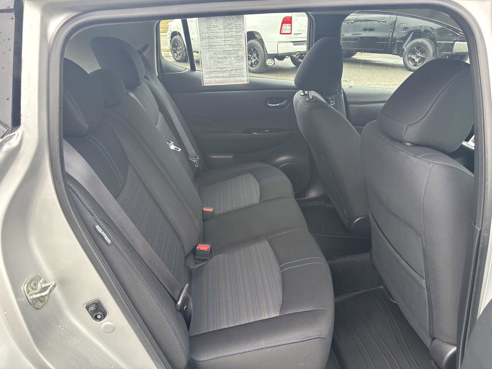 Used 2020 Nissan Leaf SV w/ SV All Weather Package FWD image 22