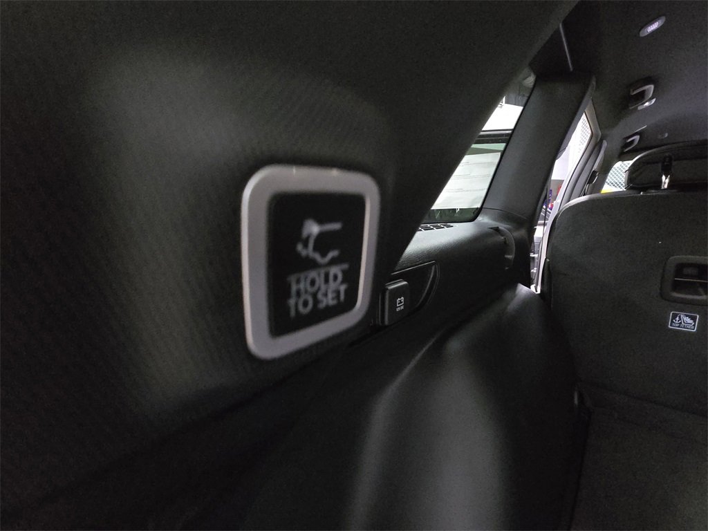 New 2026 Jeep Grand Cherokee Laredo image 14