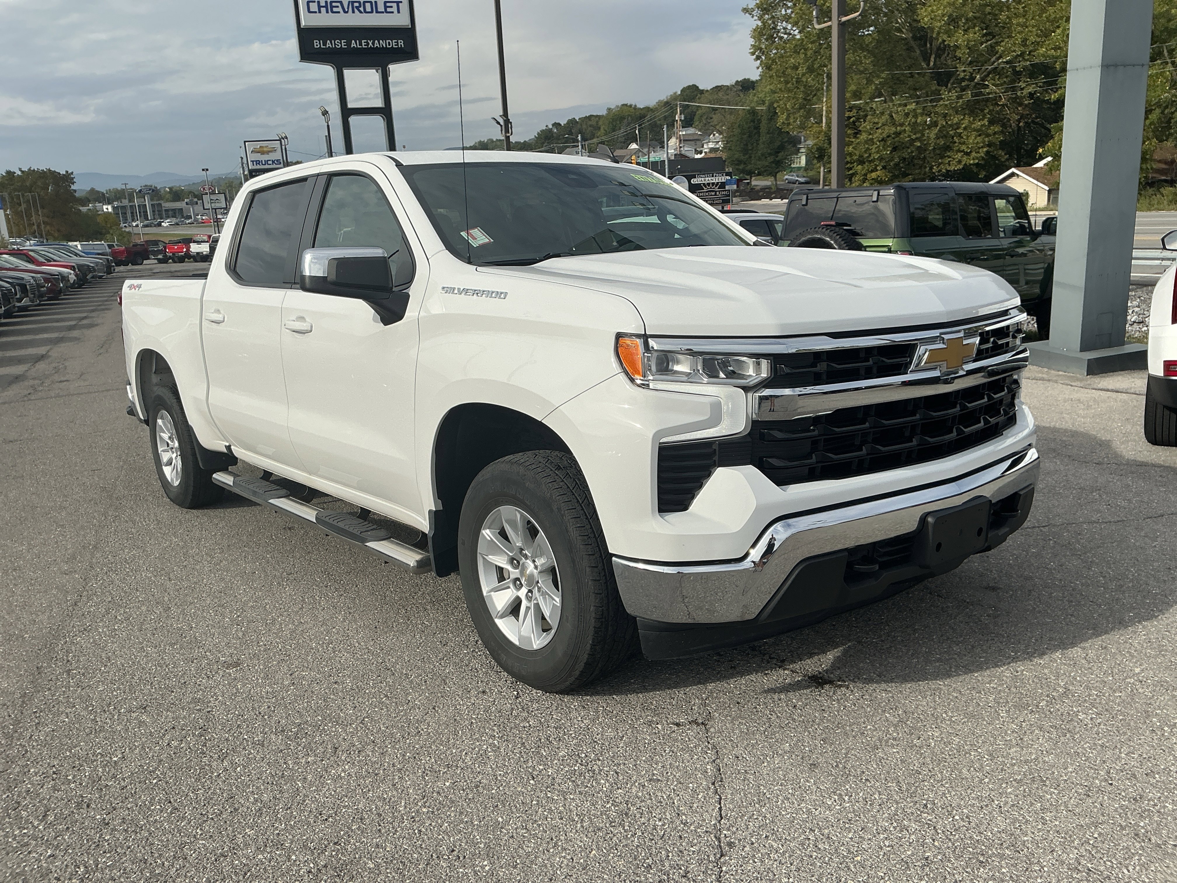 Used 2023 Chevrolet Silverado 1500 LT