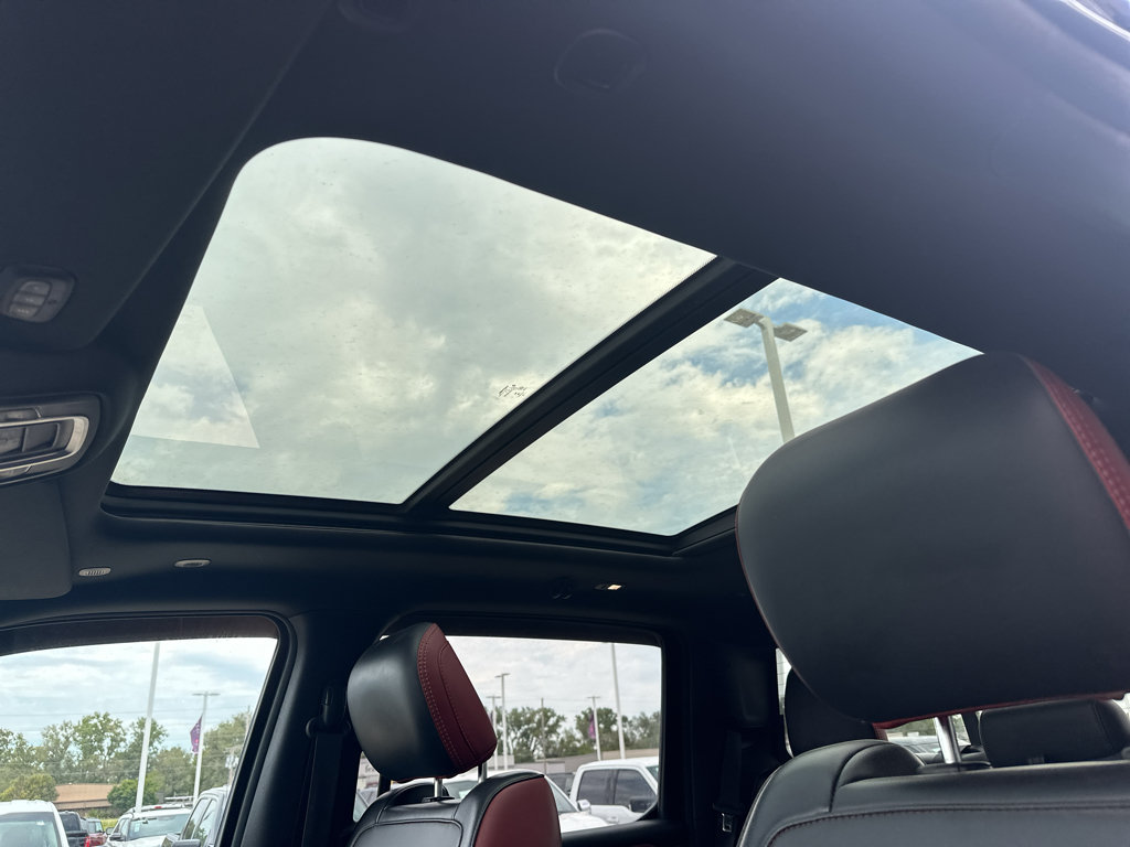 Used 2019 RAM 1500 Rebel w/ Level 2 Equipment Group AWD/4WD image 31