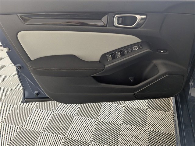 Used 2025 Honda Civic Sport image 10