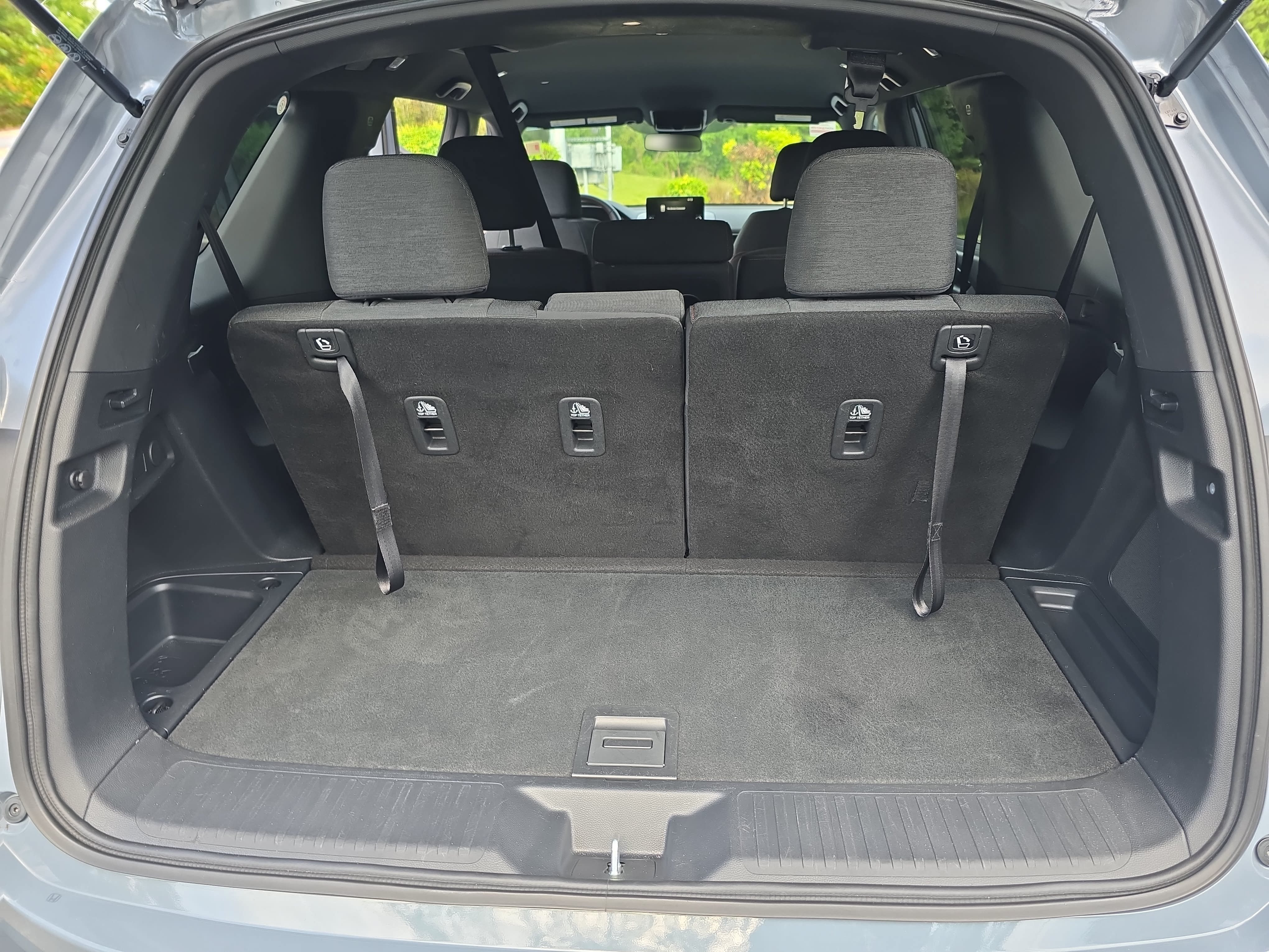 Used 2025 Honda Pilot Sport image 13