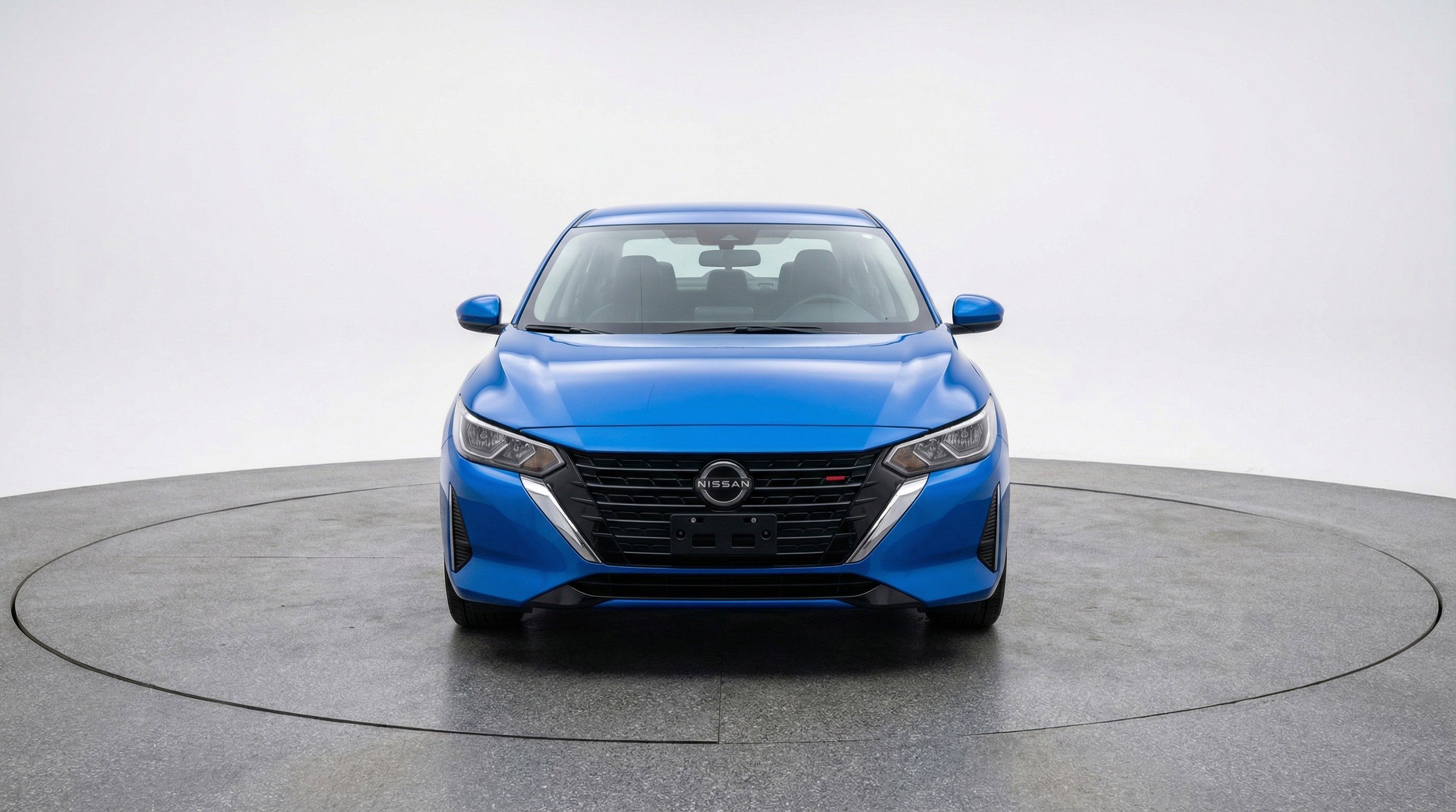 Used 2025 Nissan Sentra SV image 2