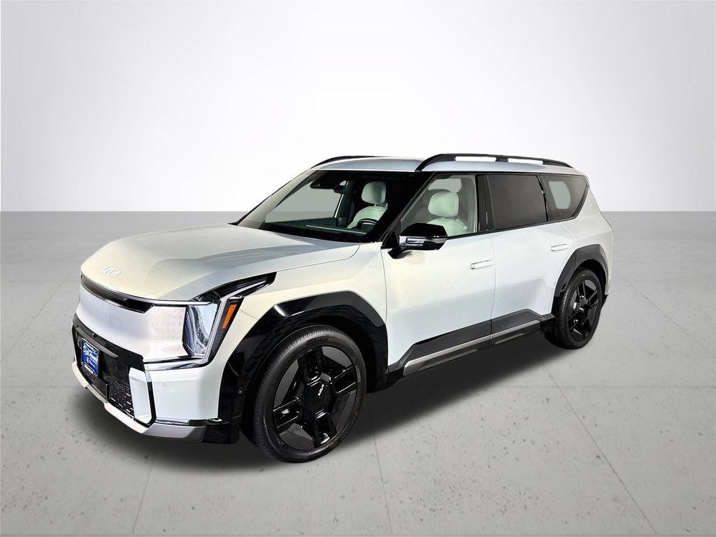 Certified 2024 Kia EV9 GT-Line AWD/4WD image 2