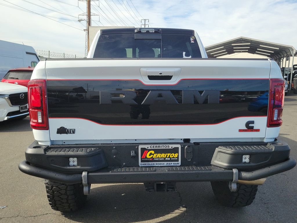 Used 2025 RAM 2500 Laramie AWD/4WD image 31