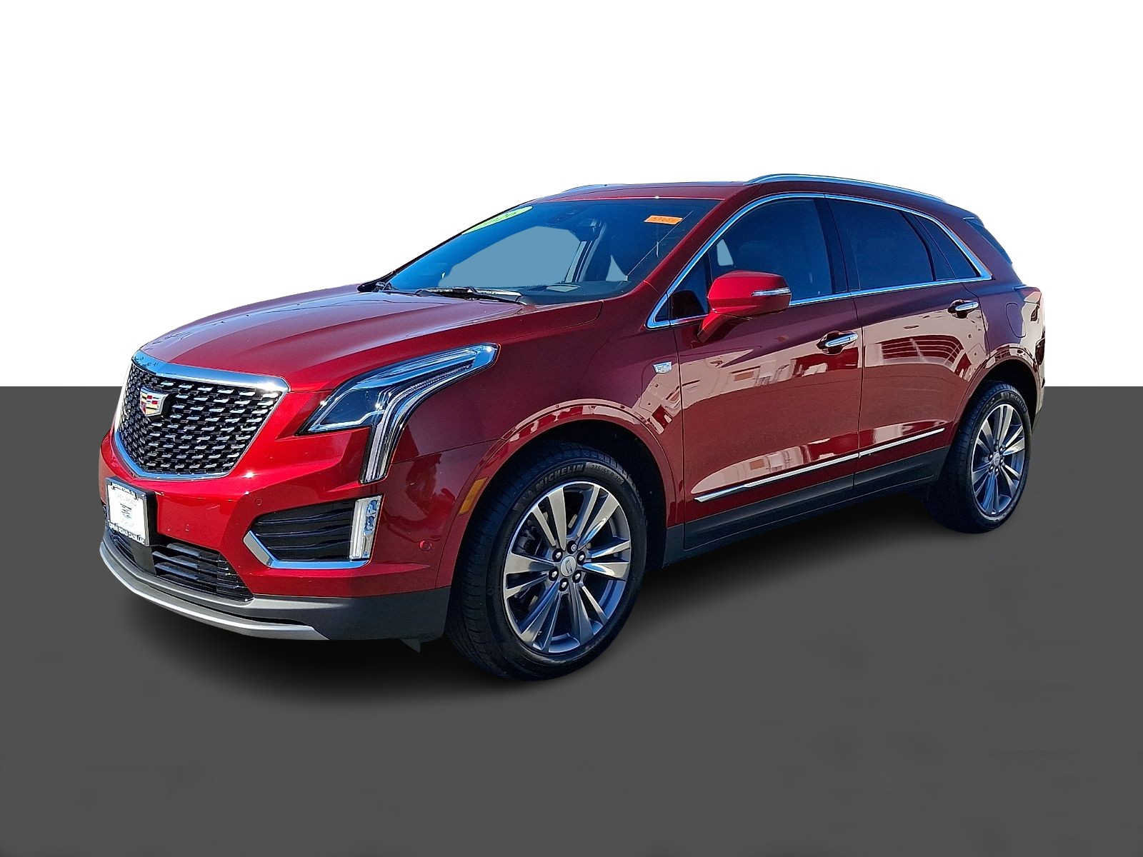 Used 2026 Cadillac XT5 Premium Luxury w/ Driver Assist Package AWD/4WD image 3