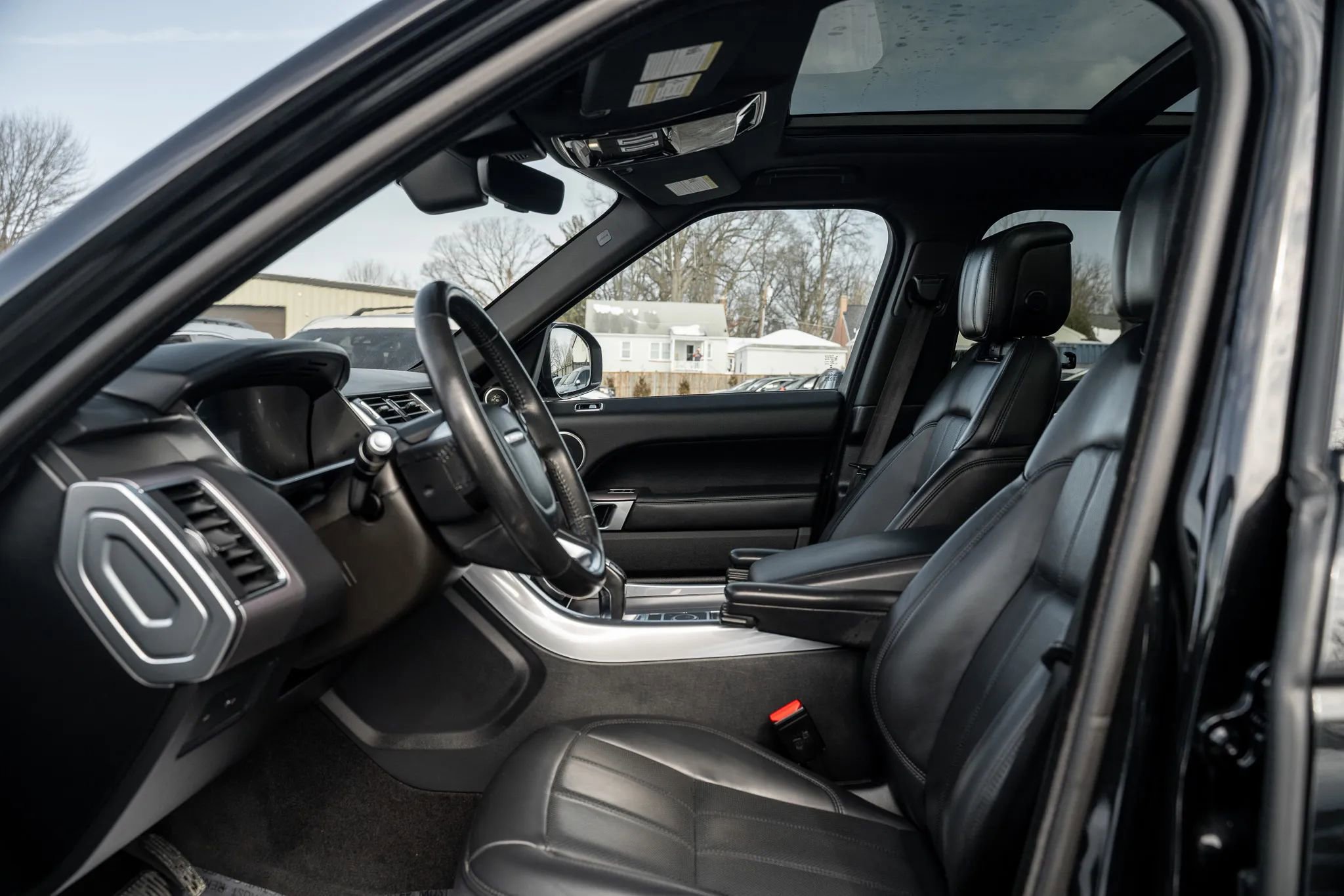 Used 2019 Land Rover Range Rover Sport HSE image 7